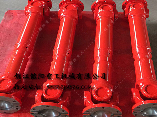 新式整體叉頭式萬向聯(lián)軸器是冶金、軋鋼等機(jī)械設(shè)備的優(yōu)選傳動(dòng)件-萬向聯(lián)軸器